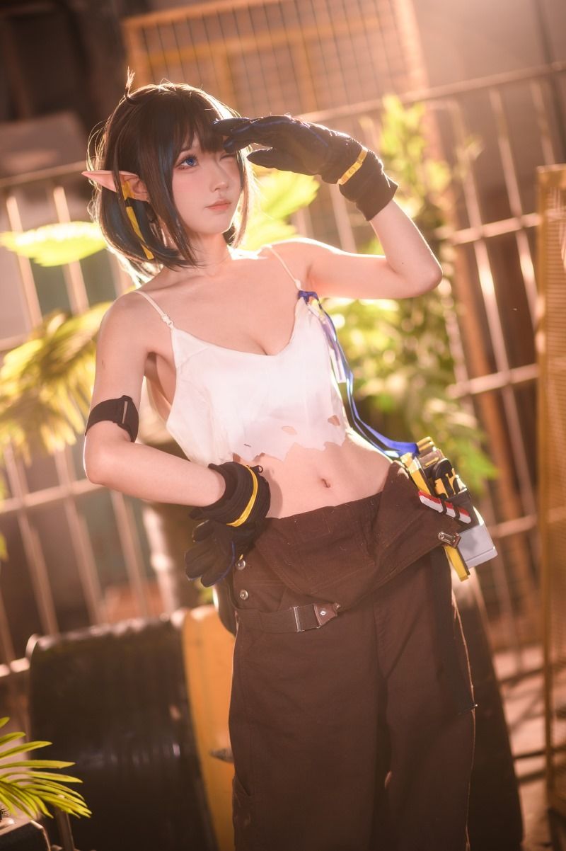 阿包也是兔娘 6月舰长 明日方舟 森蚺