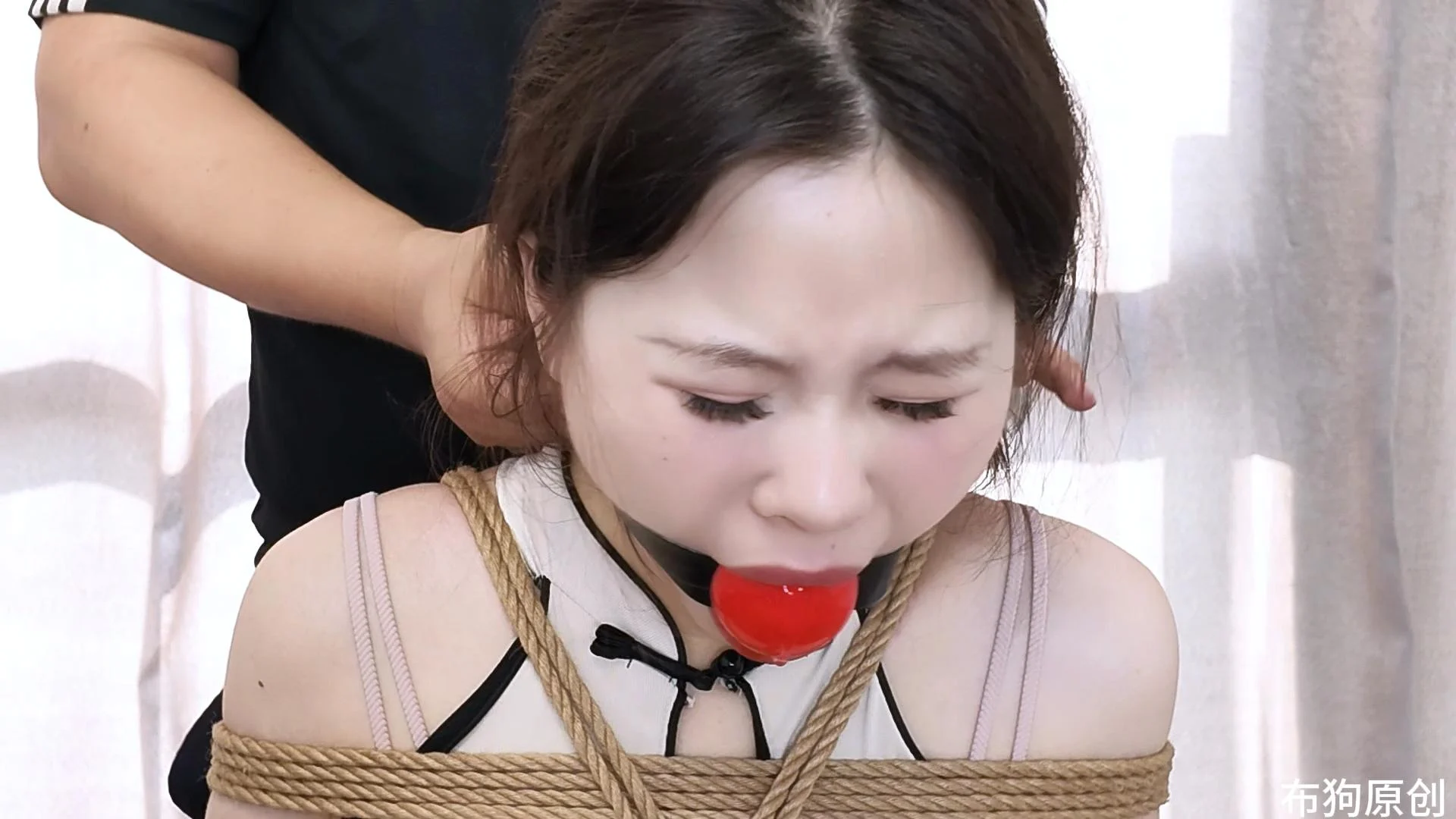 【咸蛋定拍】一丝布狗 森森的M腿