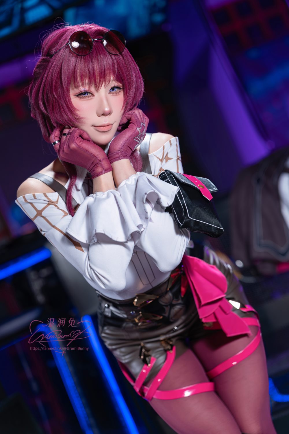 作品,都市,COS,制服,短裤,白色,coser,2026,团子,视觉,二次元,星穹铁道,崩坏,咬一口兔娘,黏黏团子兔,卡芙卡
