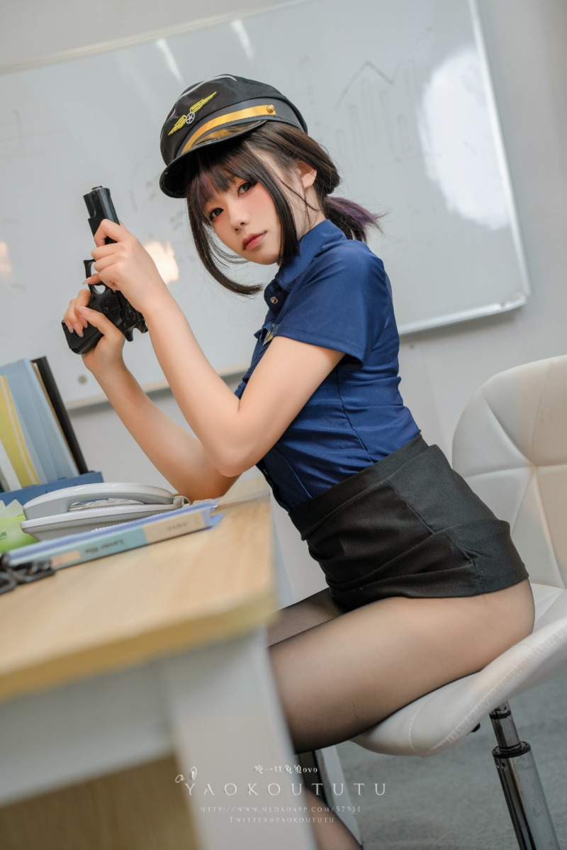 团子,女警,咬一口兔娘,黏黏团子兔,Good,night,kiss,黏黏团子,乌龙女警