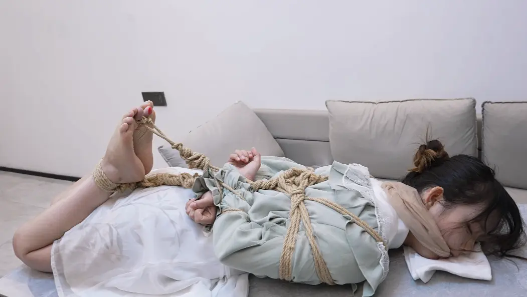 驷马,放置,捆绑,折腿,捆绑控制,驷马挣扎,五花,驷马捆绑,日式,五花大绑,脚趾,定拍,学生,边缘控制,日式驷马,麻袋全包,老师,绳子,妹妹,家教
