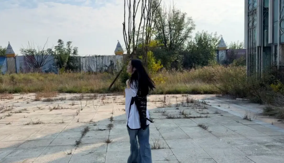 镣铐,拘束,单手套,户外,美女,折磨,郊狼,铁链,男友,枷锁,小女奴