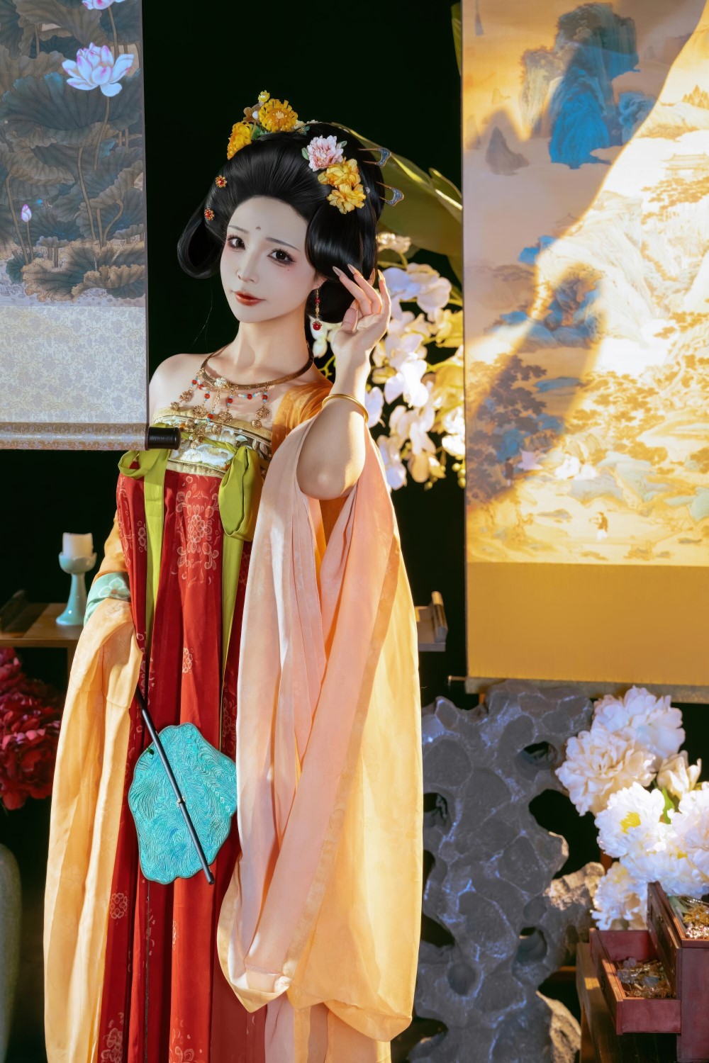 模特,粉色,白色,蓝色,yuuhui玉汇,红色齐胸襦裙,白色团花,杏色大袖衫,唐宫夜宴