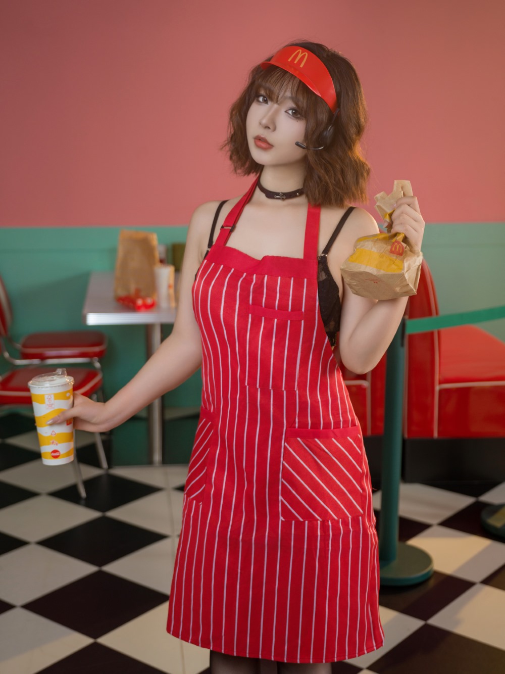 yuuhui玉汇,麦当劳的女服务员,女服务员