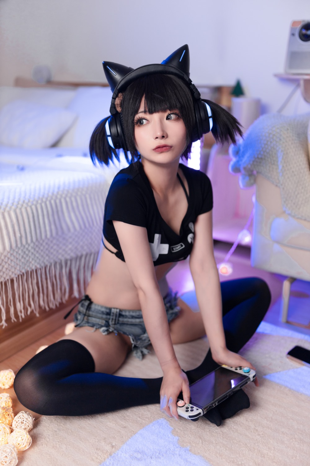 游戏,少女,w,是三不是世w,偷玩游戏机的少女