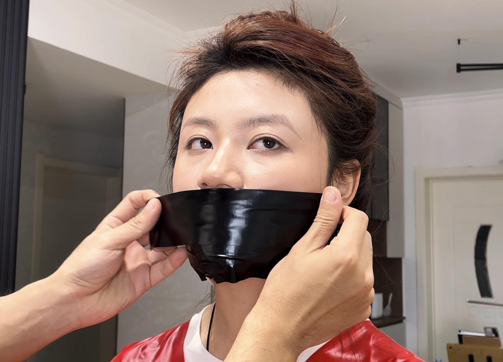 【缚艺录】【小森】红色胶带木乃伊+双重封嘴 胶带,封嘴,木乃伊,缚艺录,嘴,双重封嘴,红色,红色胶带,小森,胶带木乃伊