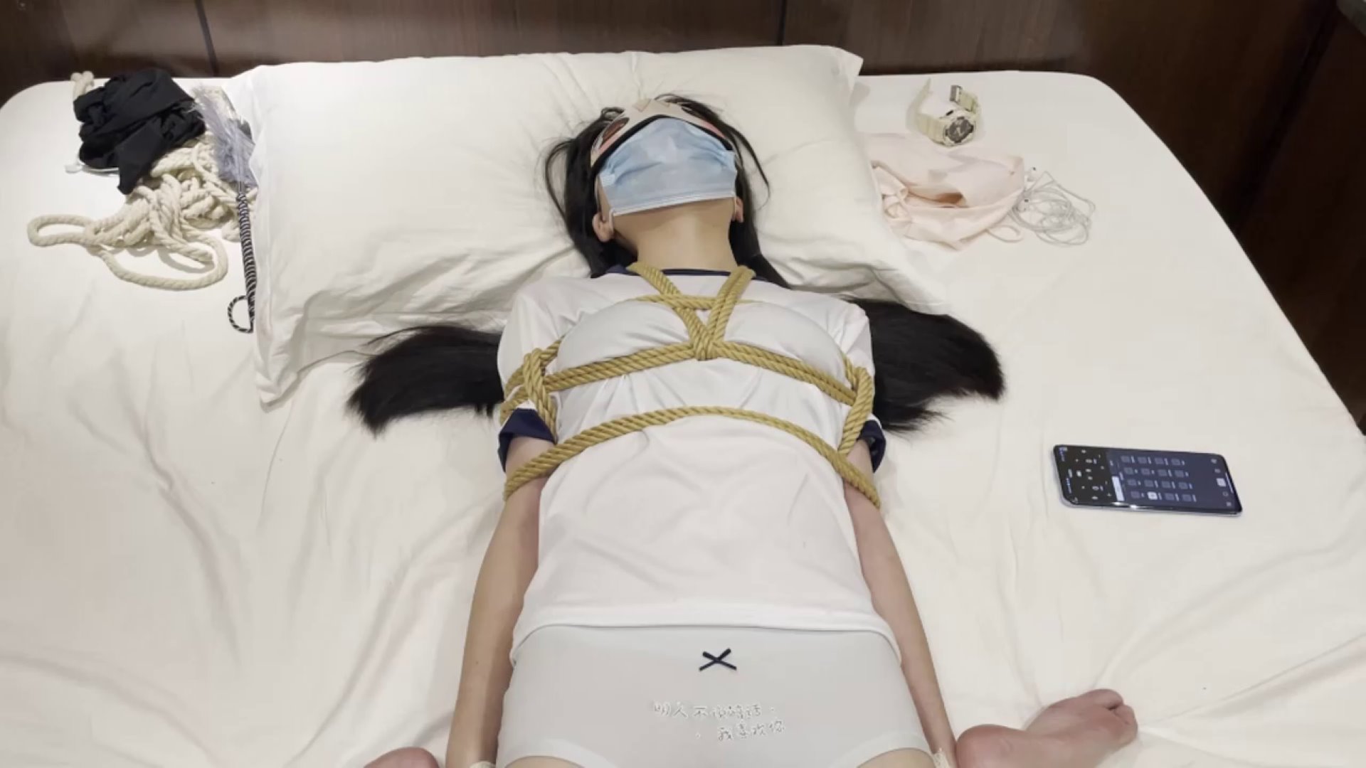 定拍黑丝小茜tk 强高电击