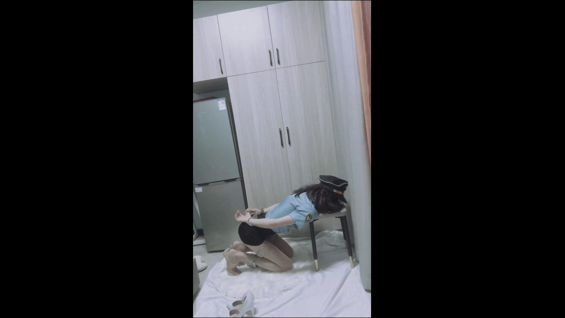 被捕获的女检察官（二）