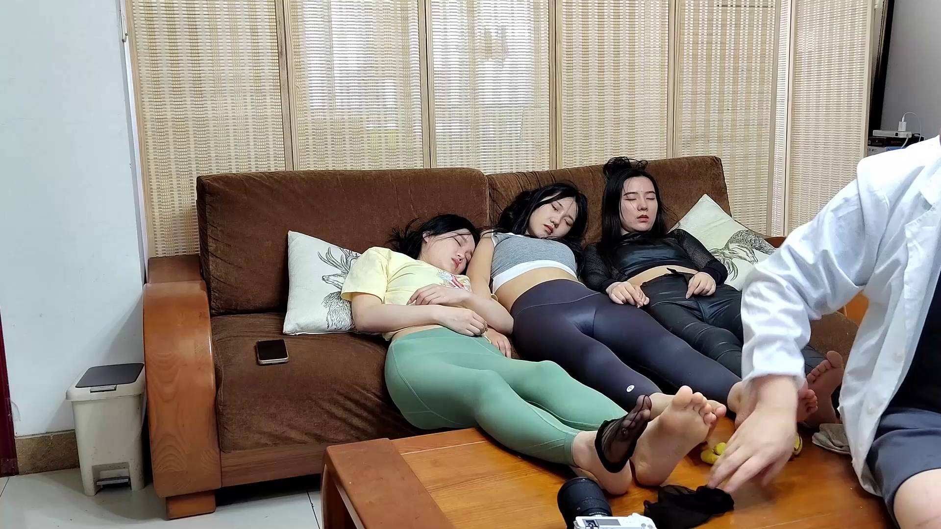 突袭情报站