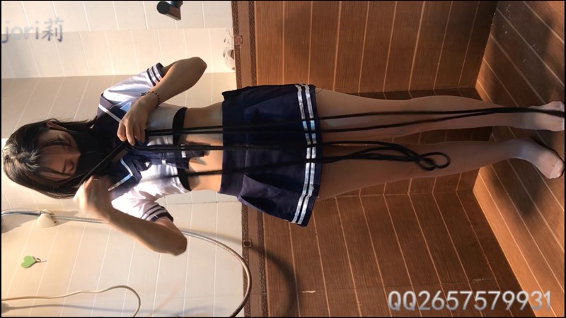 制服少女白丝长靴+龟甲束+外出暴露！超刺激