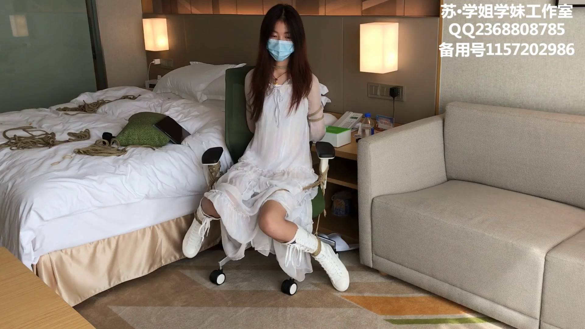 解语试镜（下）腼腆妹子+白纱裙白色帆布靴+后手观音坐缚+欧式驷马+五花戴镣行走