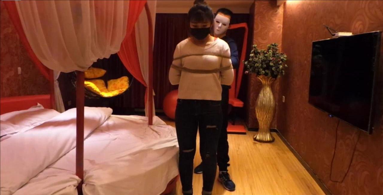 小雯绳艺片段欣赏