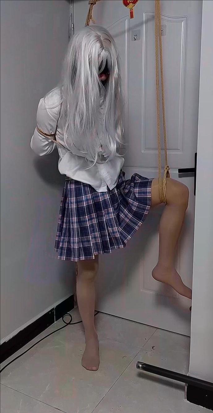 伪娘肉丝JK/连衣裙捆绑