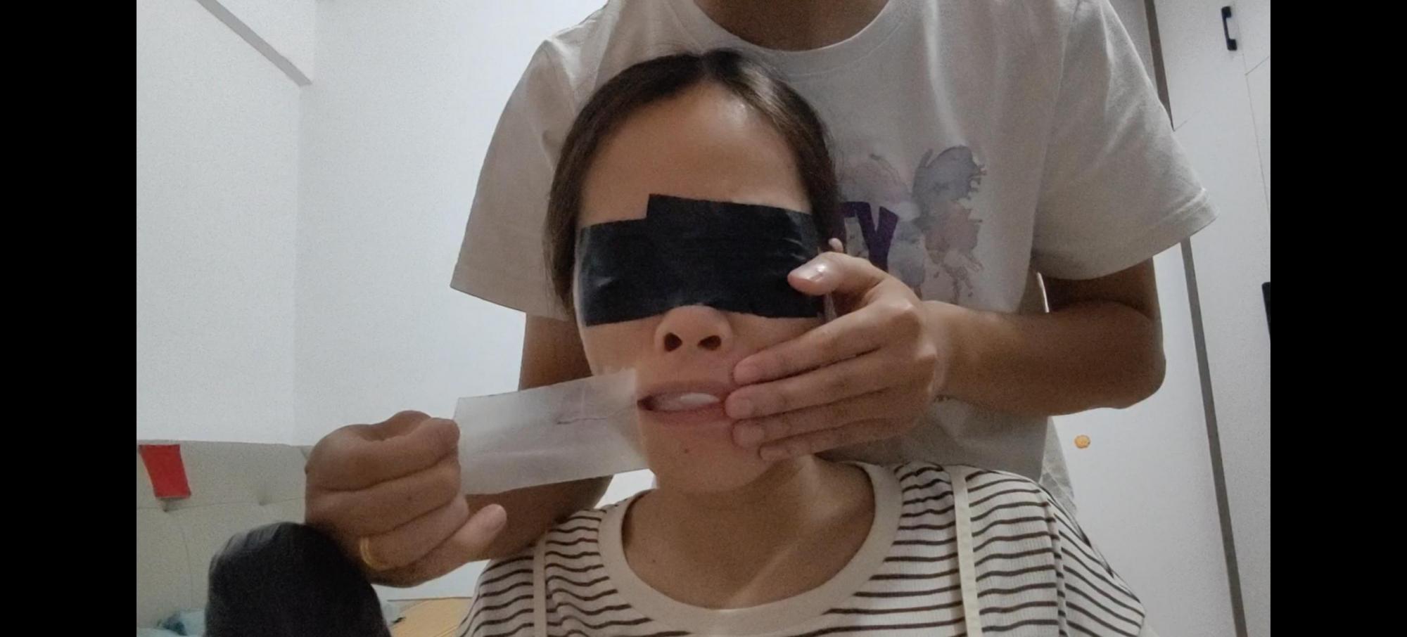 再度来感受胶布封嘴的媳妇