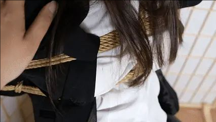 被绑的女秘书