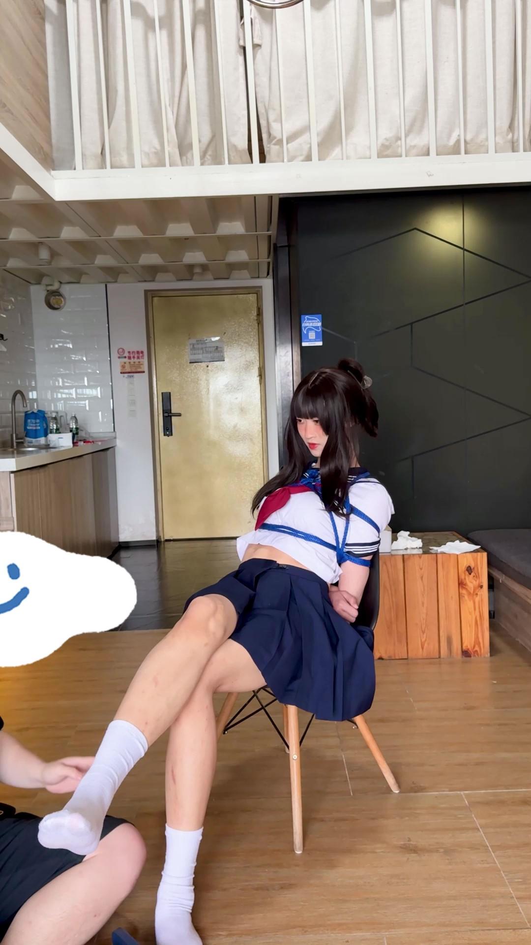 伪娘学院的窒西电击强糕开口器训练课程，小伪娘要好好训练哟