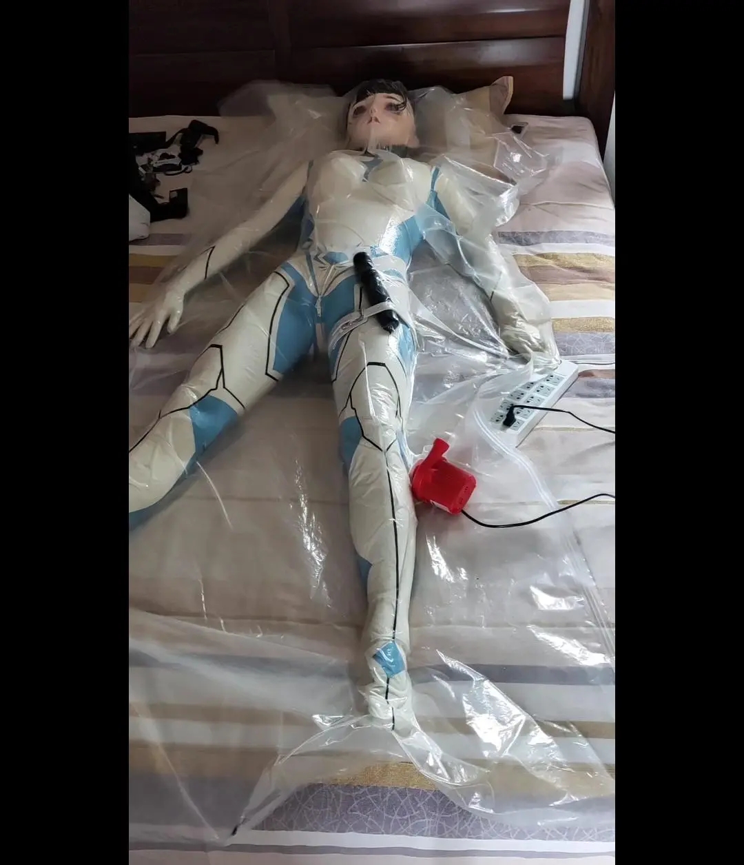 散樱的第一次战斗服真空袋play