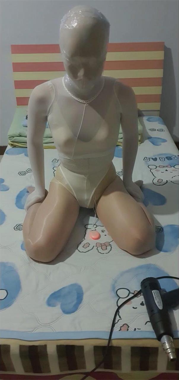 白色半包紧身衣 白丝 扎带手铐 热缩 日常
