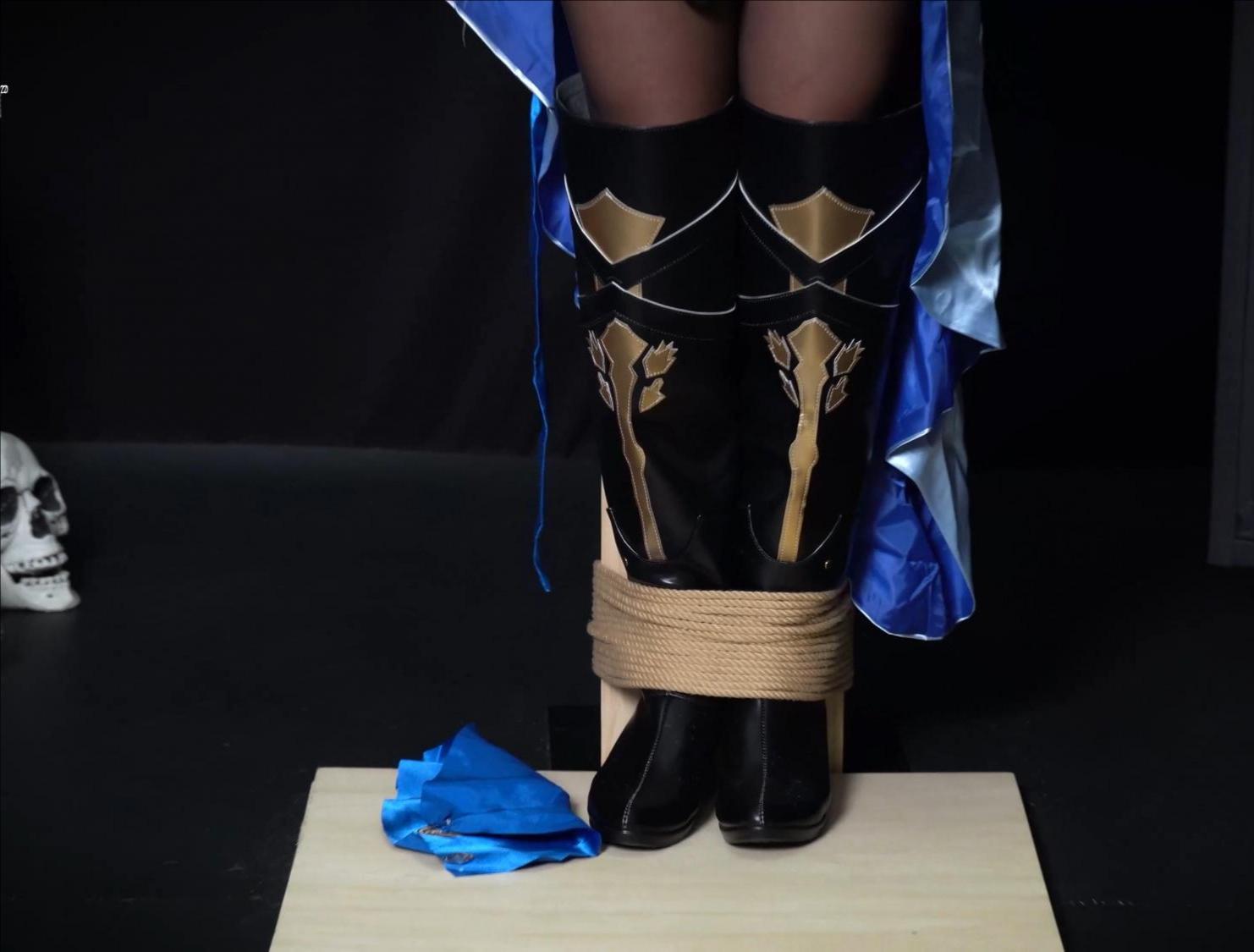地牢监禁调教布洛妮娅 cosplay/倒吊/口球/紧缚/电击/强制 /鞭打/崩坏星穹铁道