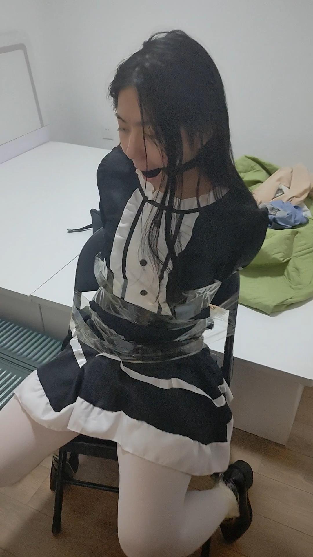 胶带捆绑放置