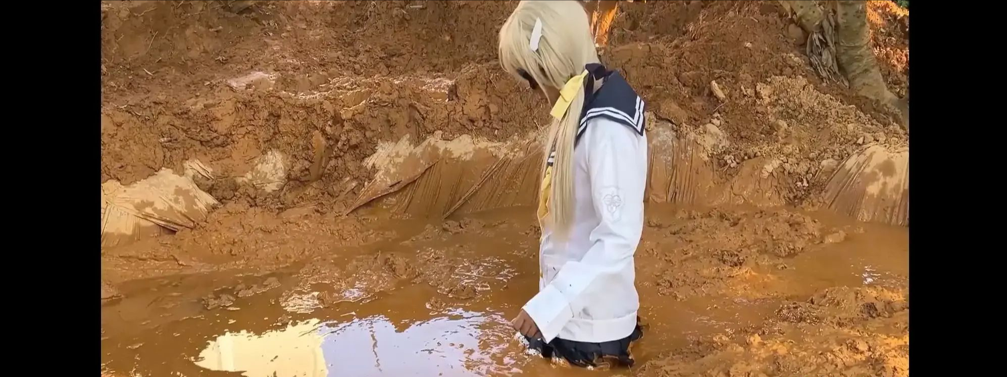 日富美与未花陷入泥潭