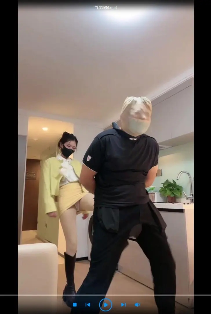 【七月大大】长靴肉丝暴力提档
