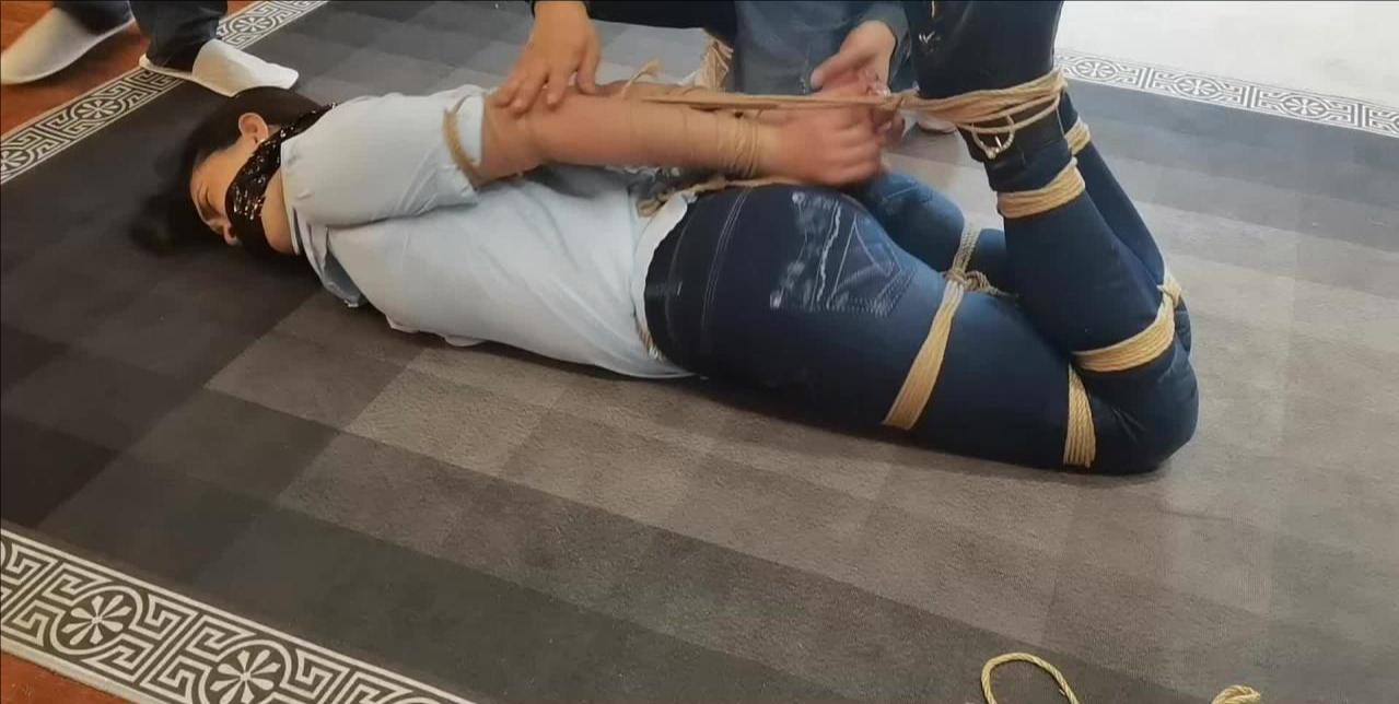 讨债不成反被绑