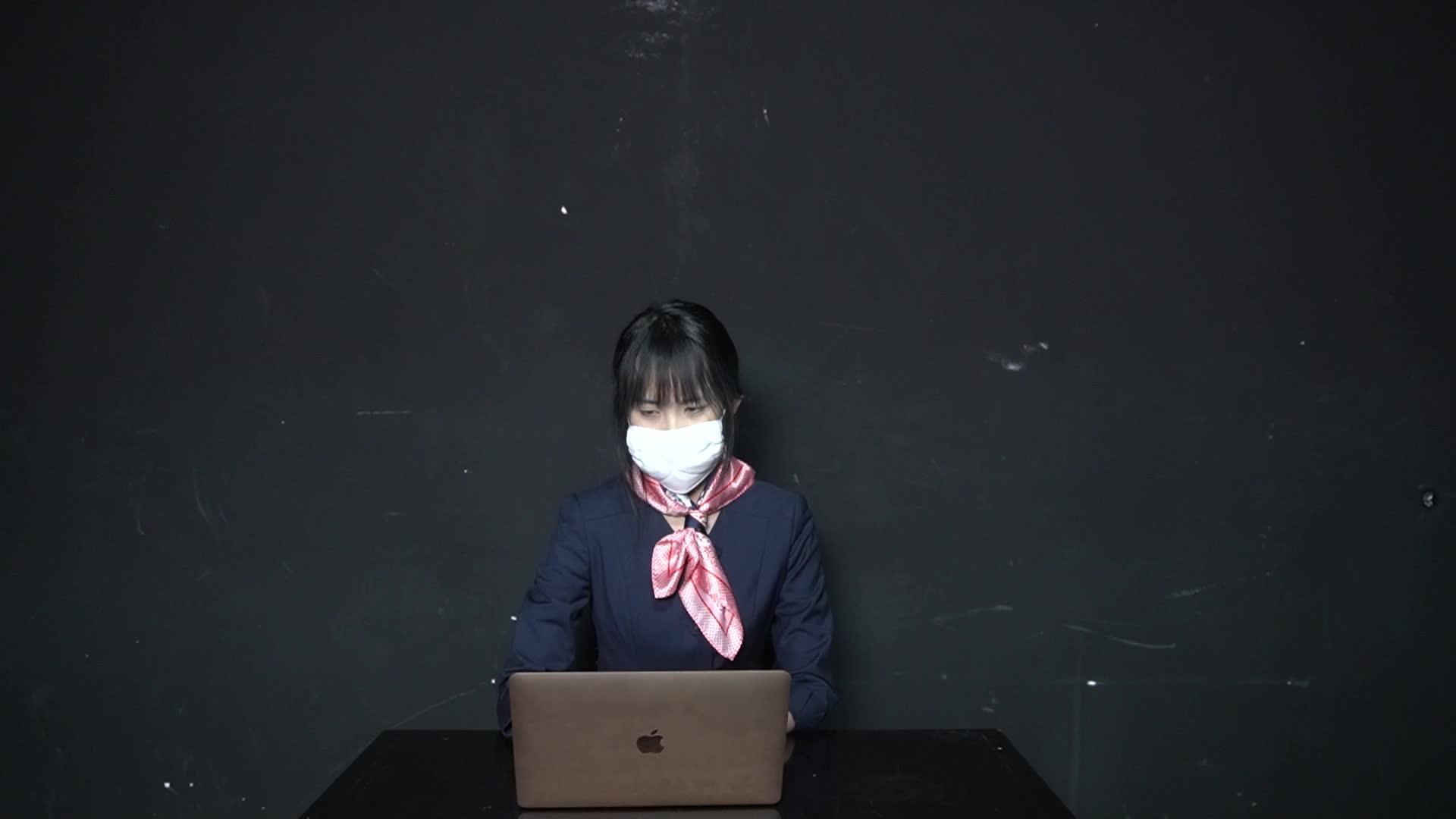 美女空姐逮捕