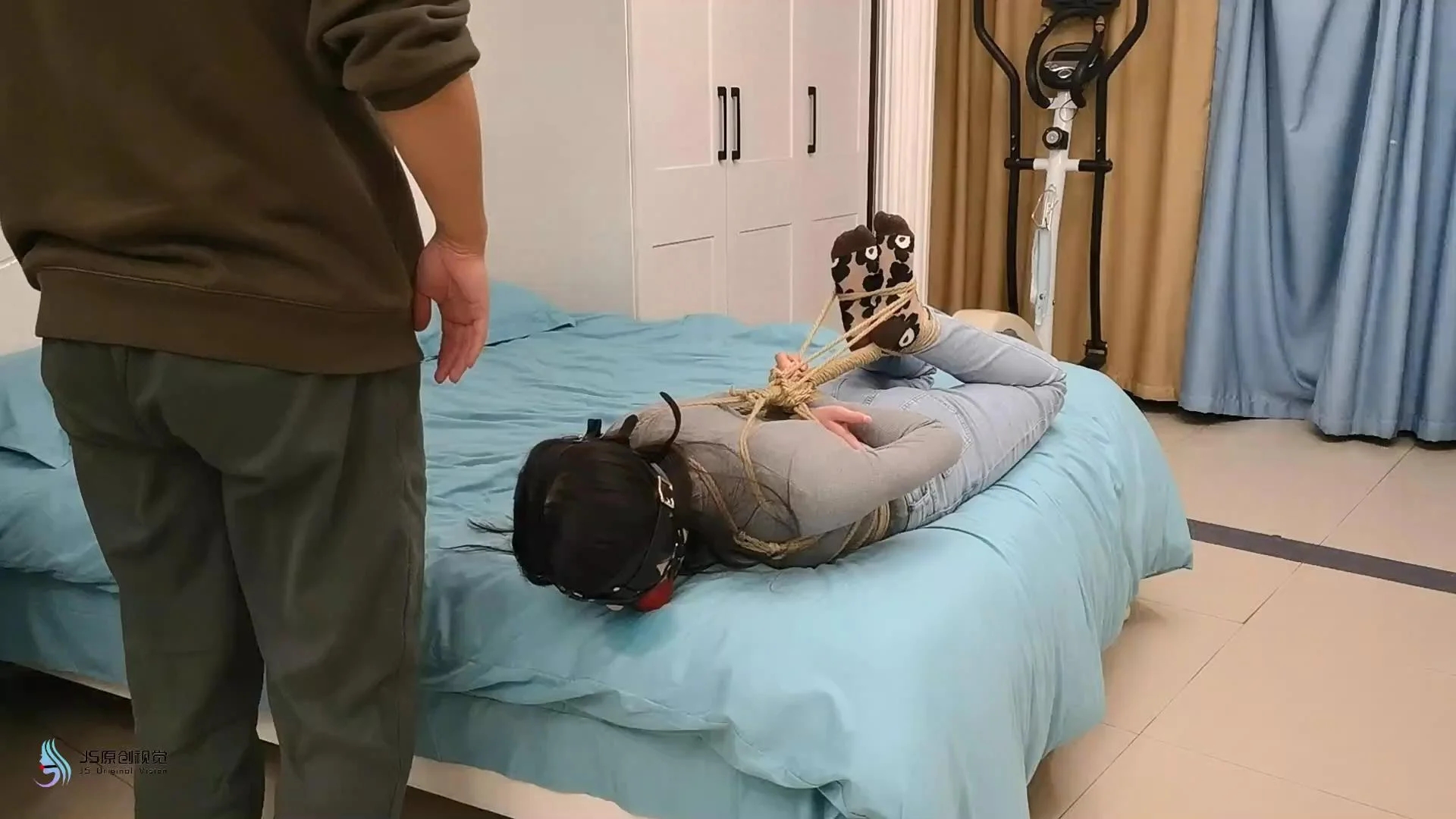 【JS】【欣妍】变种菱形绑/驷马/马具口球/蒙眼/棉袜/恋足 【JS】【欣妍】变种菱形绑/驷马/马具口球/蒙眼/棉袜/恋足
