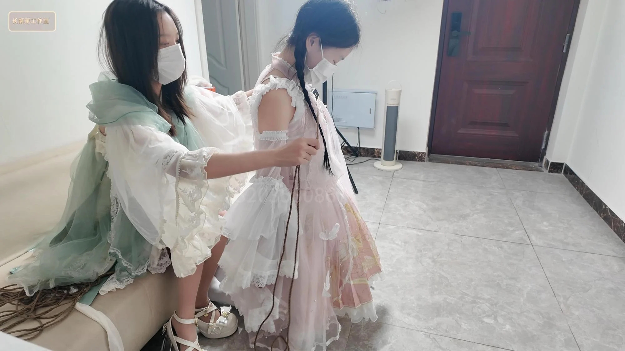 女调女 双子服装 tk口球驷马后高手 女调女 双子服装 tk口球驷马后高手