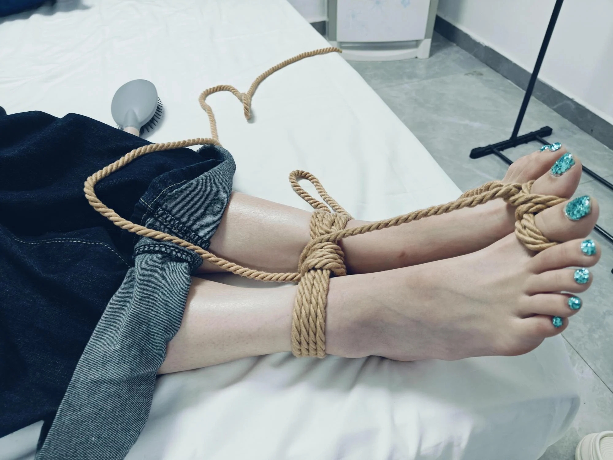 姐姐玉足tk初体验 姐姐玉足tk初体验