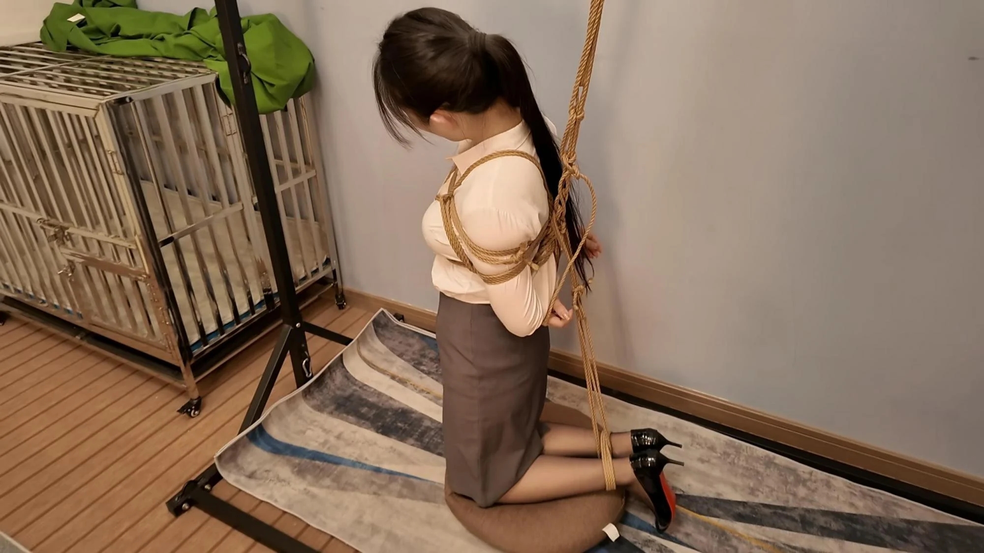 绳模娜娜应聘 日式放置 口球 紧缚 绳模娜娜应聘 日式放置 口球 紧缚