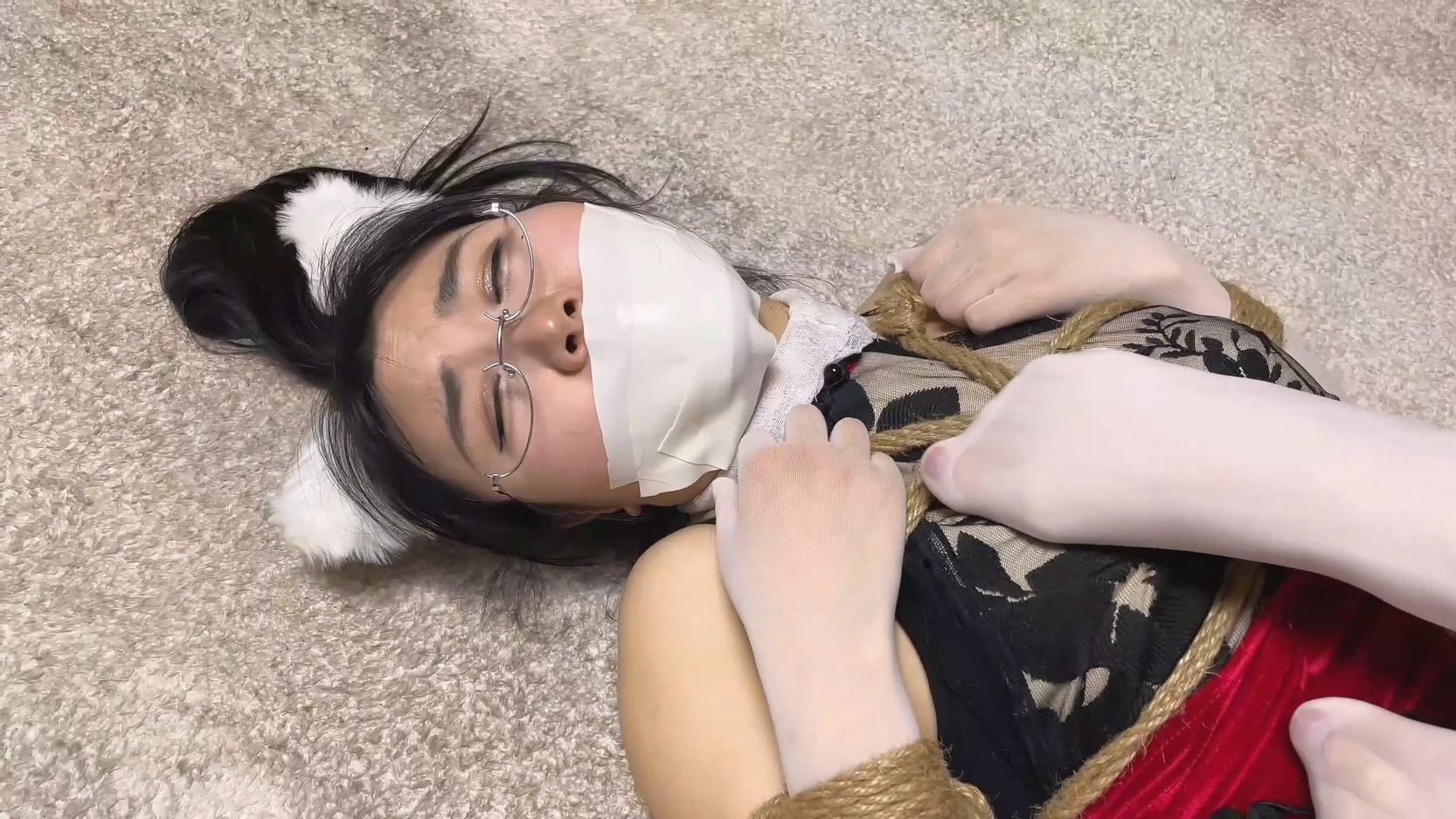 云雀定拍《女仆与千金——鸠占鹊巢 02》饱和式剧情 强势的千金被变成白丝小狗 被强制调教爬行 求救时却被假AI视频误会 导致没法求救 最后被女仆暗网全程直播玩弄 云雀定拍《女仆与千金——鸠占鹊巢 02》饱和式剧情 强势的千金被变成白丝小狗 被强制调教爬行 求救时却被假AI视频误会 导致没法求救 最后被女仆暗网全程直播玩弄