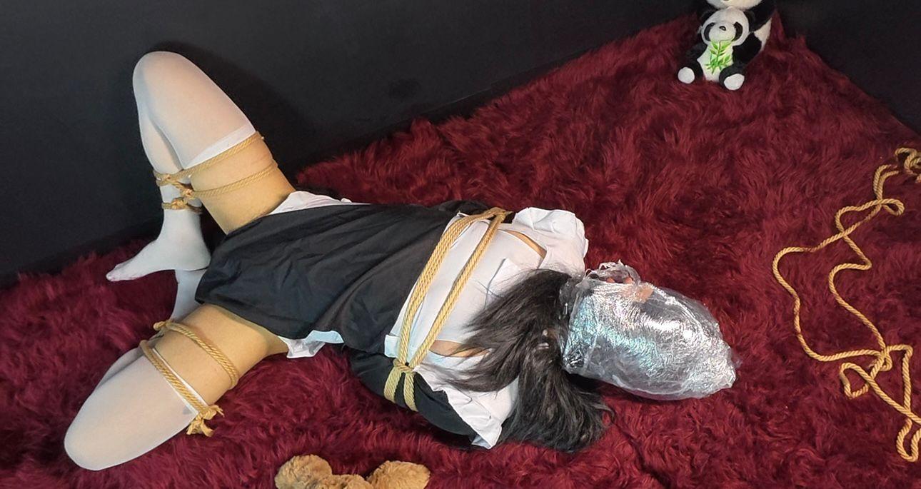 【贝贝熊原创】多次极限息窒，把小熊弄到崩溃边缘。可怜的小熊想解脱但是有解脱不了，要被玩坏了【小熊日常日记21-塑料袋保鲜膜绝望息窒后真空袋再次息窒】