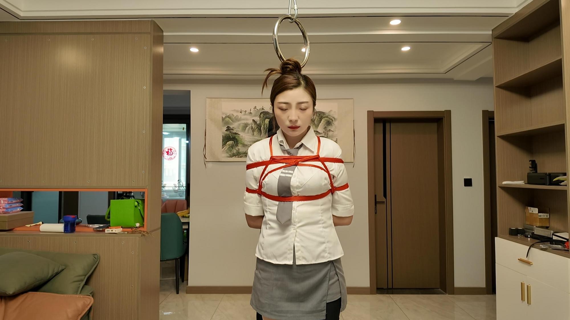 佳佳红绳捆绑放置 佳佳红绳捆绑放置