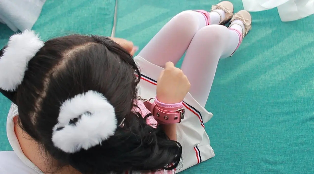 白丝双马尾调教日记开启啦,日式反绑 学生 水手服 驷马 俯卧 胸缚 手铐 高手缚 蟹缚 脚铐 脚镣 白丝 挠痒 皮鞭 眼罩 蒙眼 股绳 后手缚 打屁股 白丝双马尾调教日记开启啦,日式反绑 学生 水手服 驷马 俯卧 胸缚 手铐 高手缚 蟹缚 脚铐 脚镣 白丝 挠痒 皮鞭 眼罩 蒙眼 股绳 后手缚 打屁股