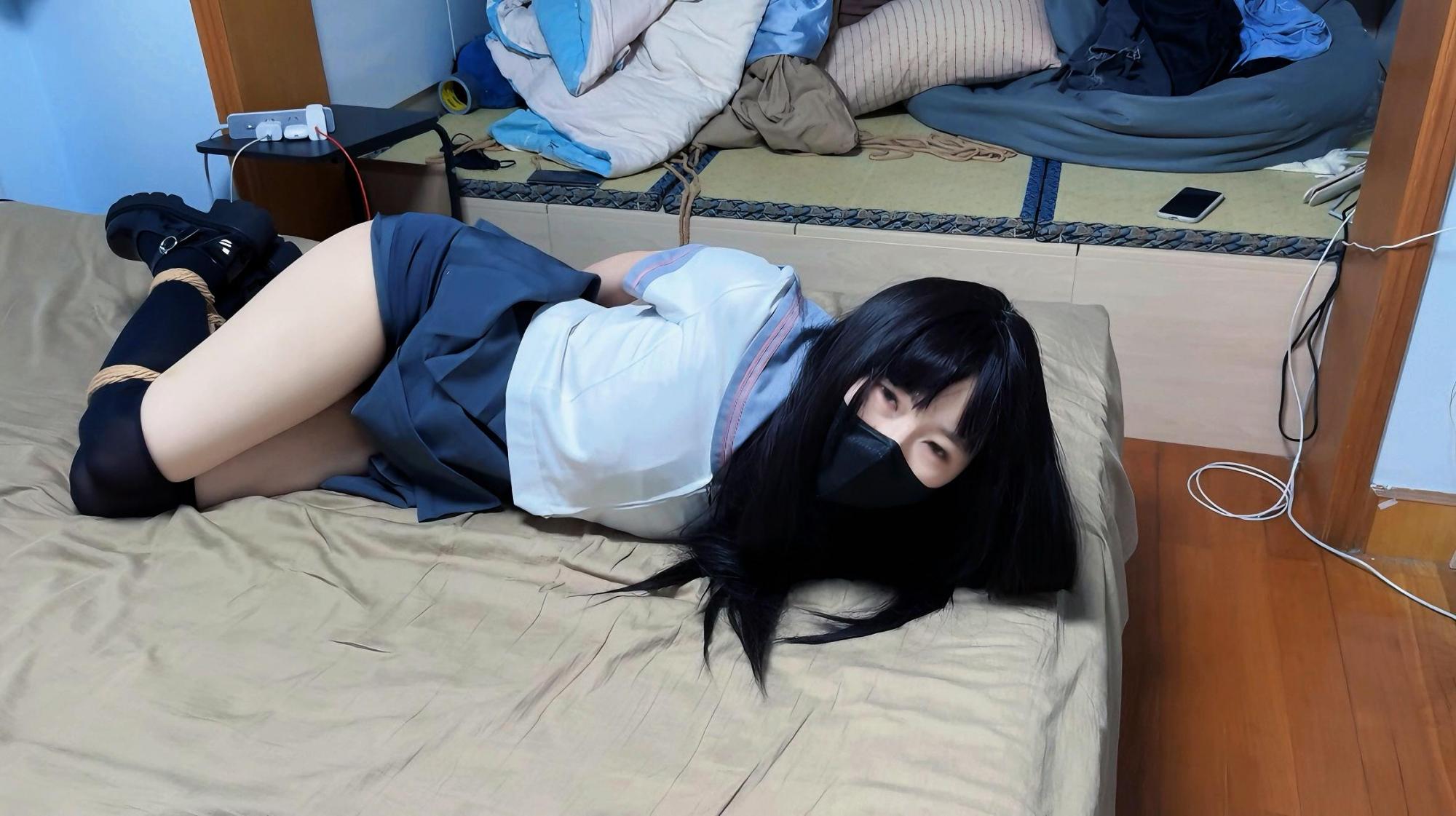 被捆绑的JK女孩