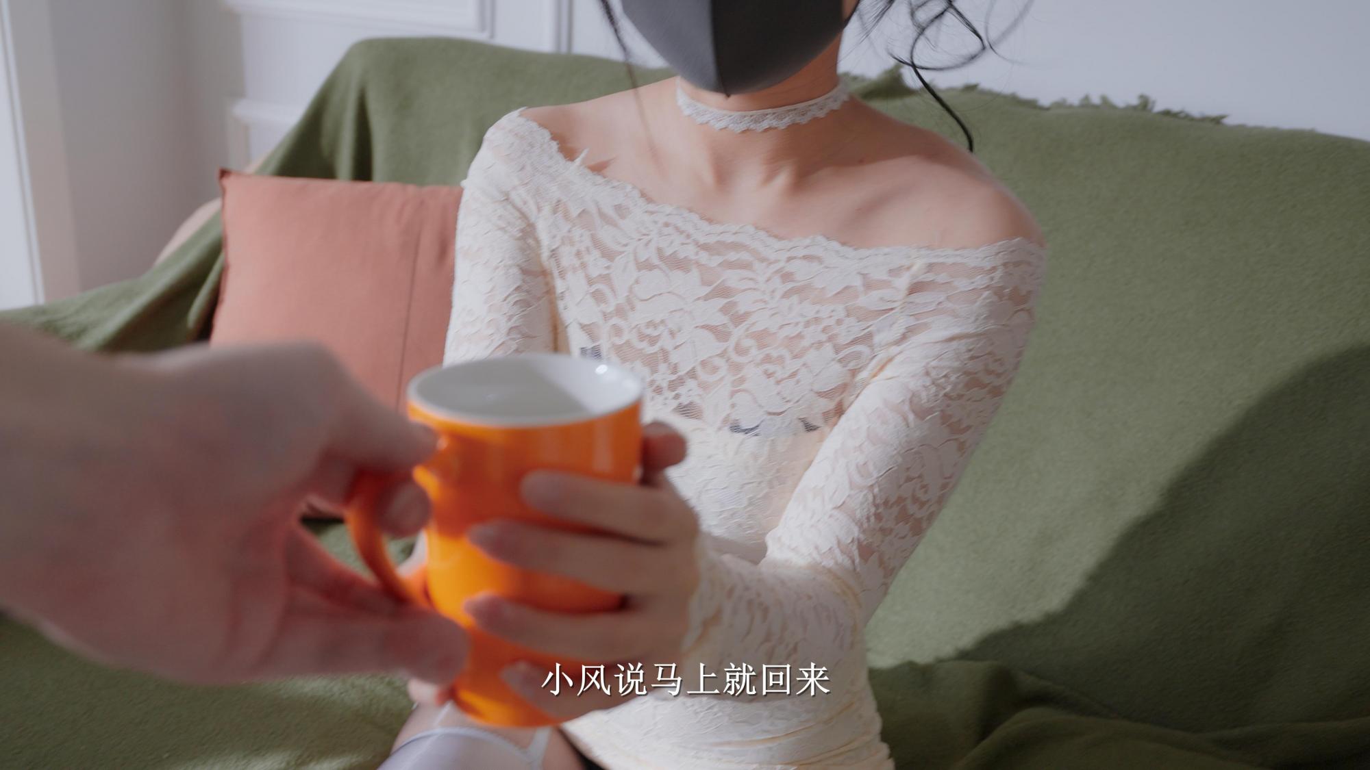 《同学的后妈》少妇未抵挡住年轻气息诱惑,湿身换装+柜中play+丝里丝+背德禁忌+Tk+SP+内陷股绳固定 《同学的后妈》少妇未抵挡住年轻气息诱惑,湿身换装+柜中play+丝里丝+背德禁忌+Tk+SP+内陷股绳固定