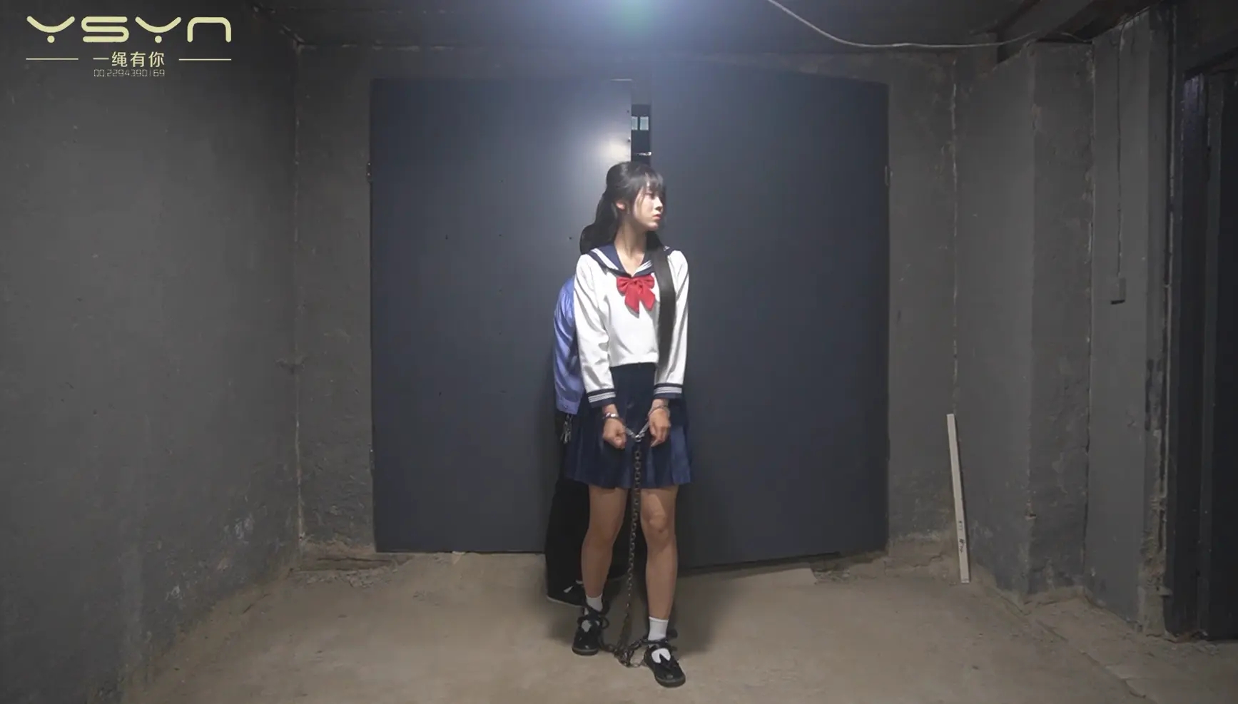 定拍转公映【虚惊一场】上集朱婷婷戴上四副手铐一副制式脚镣两幅重镣(铆钉砸死)一副银色脚拷 定拍转公映【虚惊一场】上集朱婷婷戴上四副手铐一副制式脚镣两幅重镣(铆钉砸死)一副银色脚拷