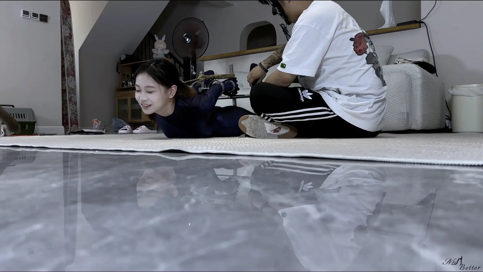 【贝特定拍】倩倩紧身衣驷马架