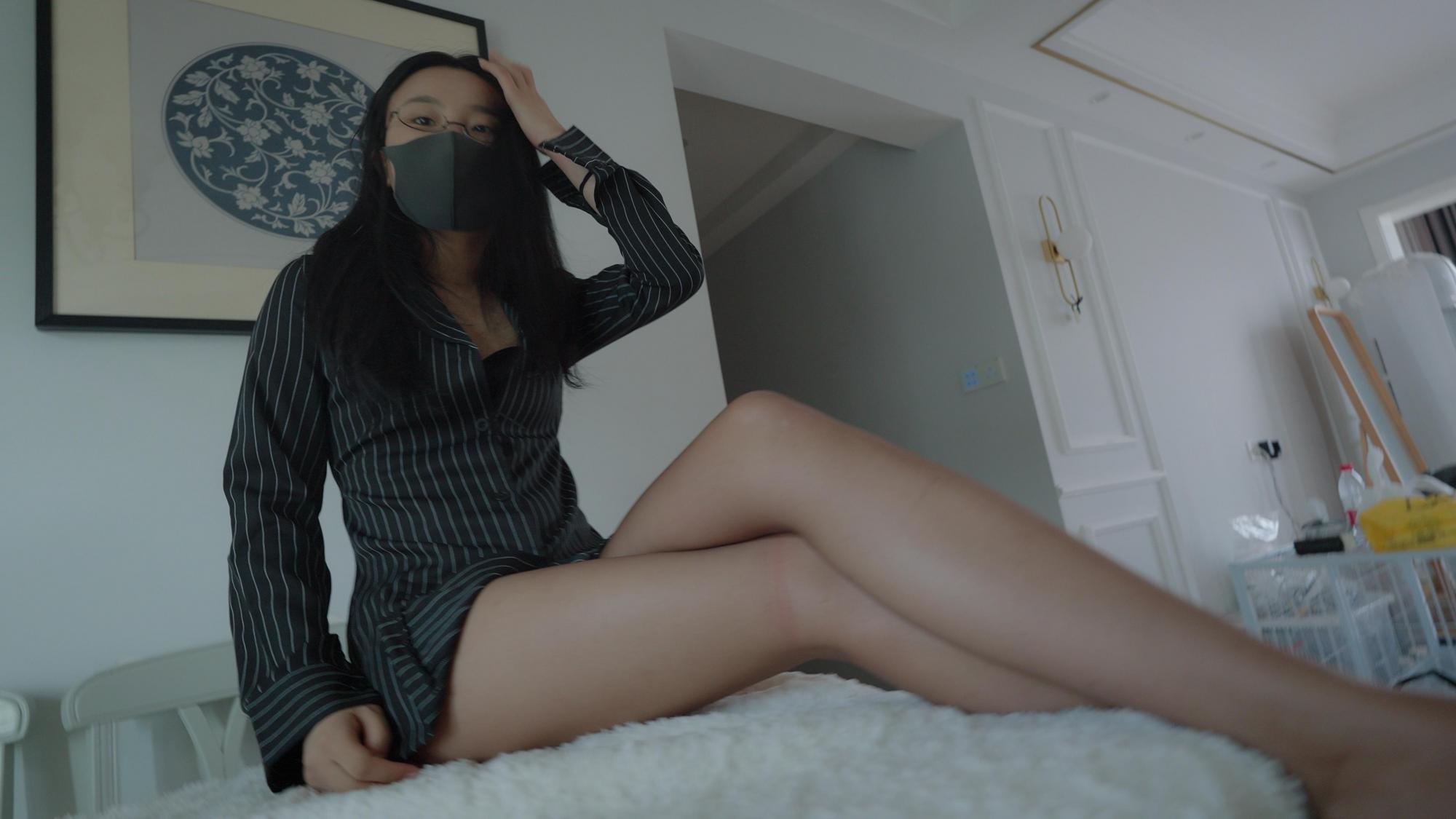 【悠米】《狩猎日记之S女王》为庆祝悠米一周年,此视频纯福利放送 【悠米】《狩猎日记之S女王》为庆祝悠米一周年,此视频纯福利放送