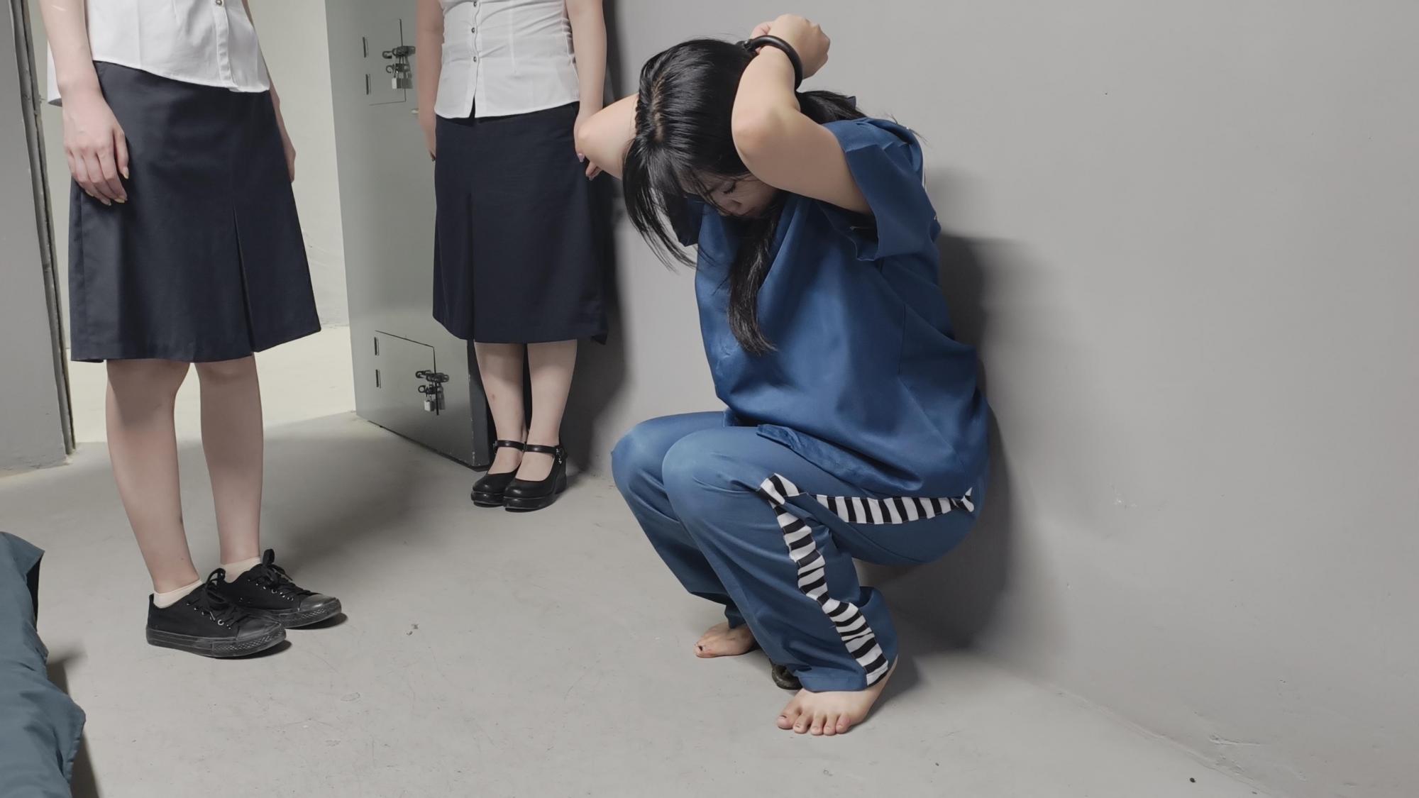 李沐,被逮捕后严加看管,手铐脚镣,死铐,最后被判刑,五花大绑 李沐,被逮捕后严加看管,手铐脚镣,死铐,最后被判刑,五花大绑