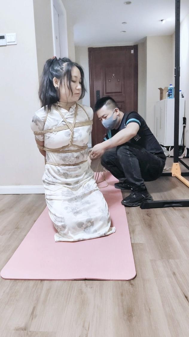 丽丽的难言之隐 丽丽的难言之隐