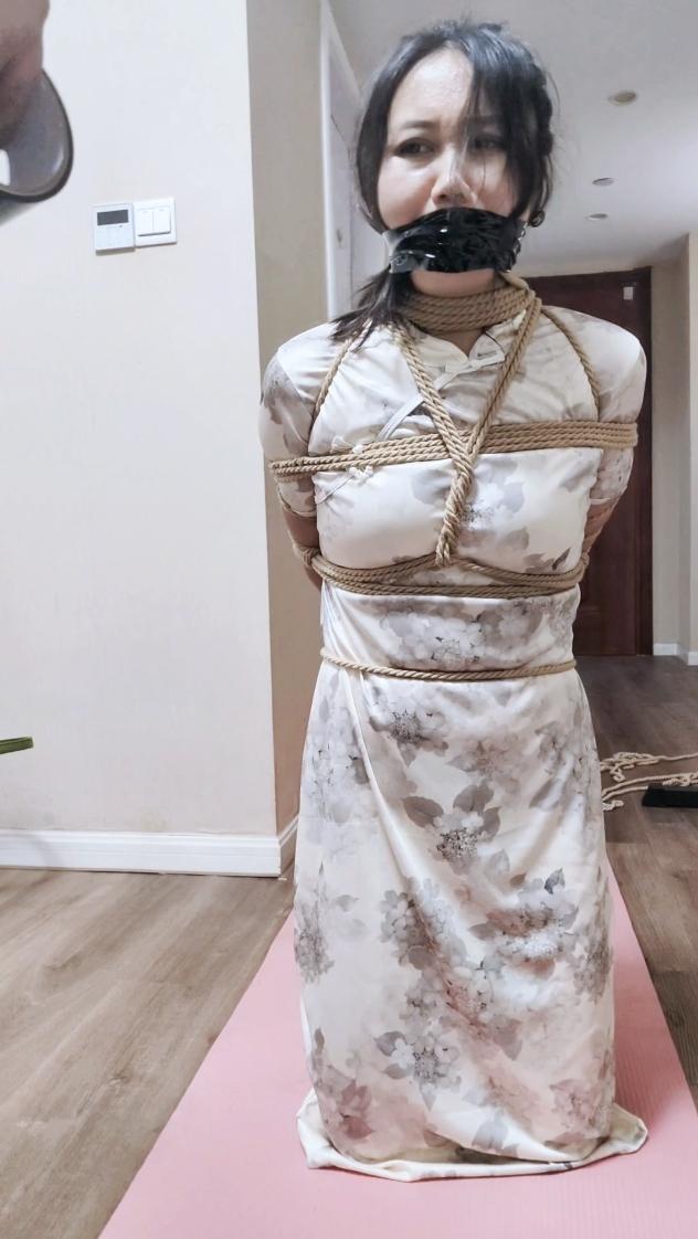 丽丽的难言之隐 丽丽的难言之隐