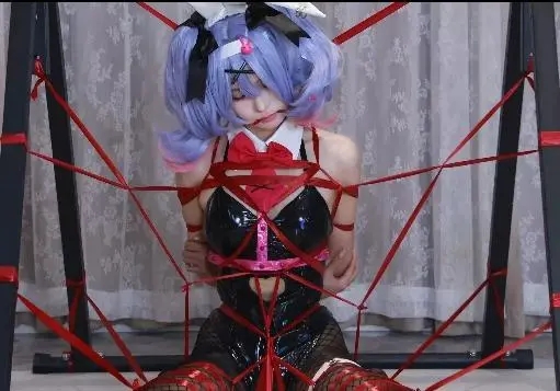 贝特定拍,倩倩兔子洞cos 贝特定拍,倩倩兔子洞cos