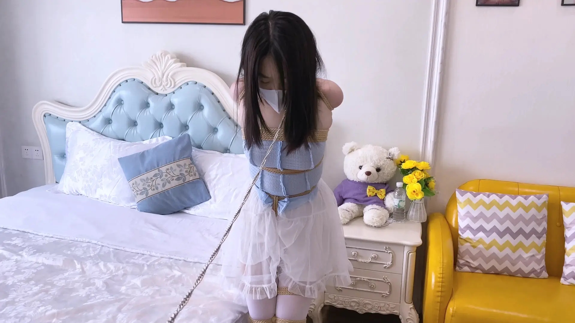 《驯服之路》裹胸网纱裙被超紧螃蟹直臂+胸缚+股绳+严密超紧多节并腿捆蛇缚+口球+跳走+跪趴sp鞭打+极限跪走+放置挣扎等等 《驯服之路》裹胸网纱裙被超紧螃蟹直臂+胸缚+股绳+严密超紧多节并腿捆蛇缚+口球+跳走+跪趴sp鞭打+极限跪走+放置挣扎等等