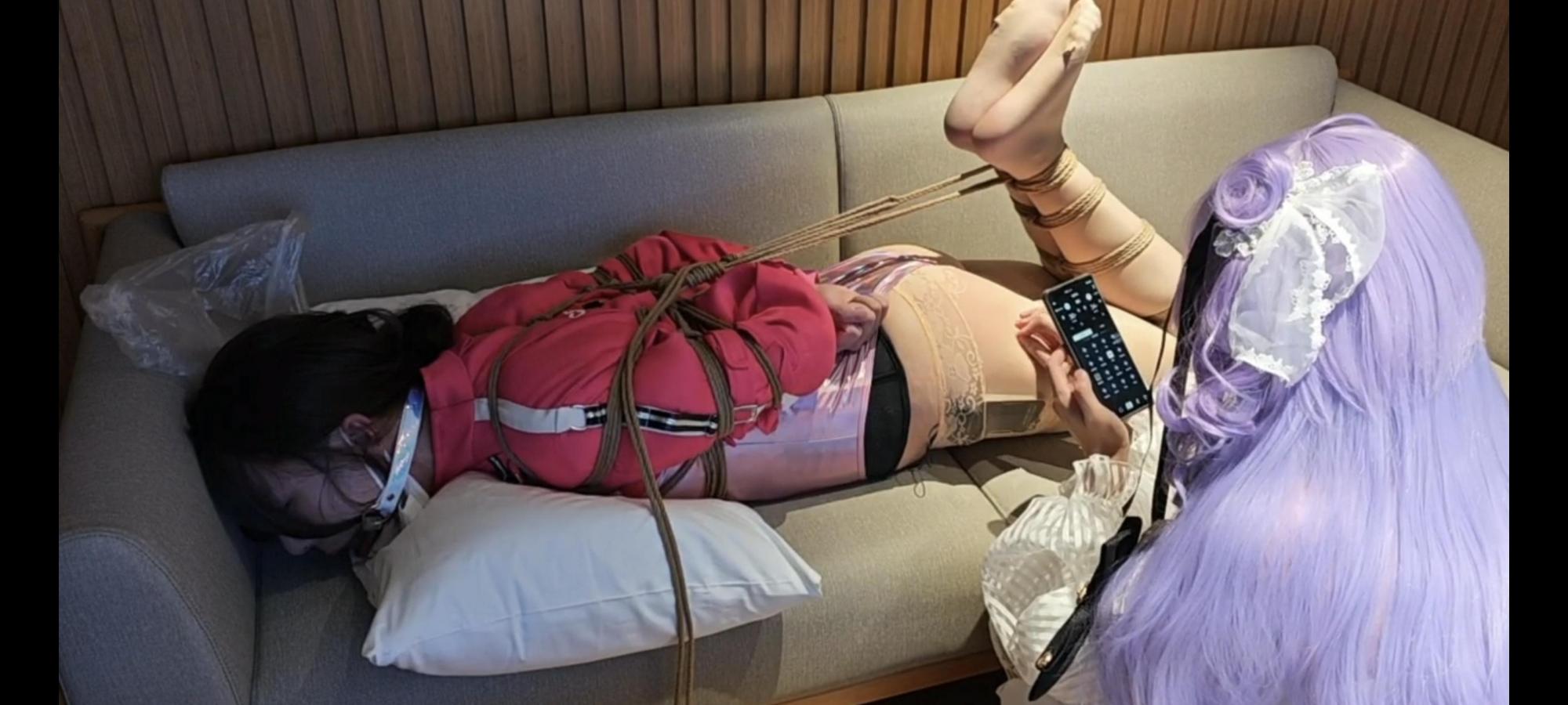 驷马窒息电击调教