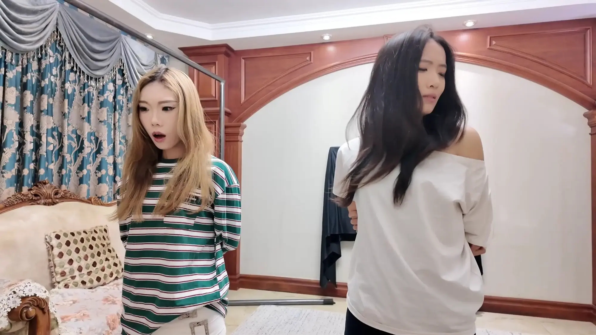 完蛋!我把美女捆绑了?——缚神挑战?落难的EVA等身手办! 完蛋!我把美女捆绑了?——缚神挑战?落难的EVA等身手办!