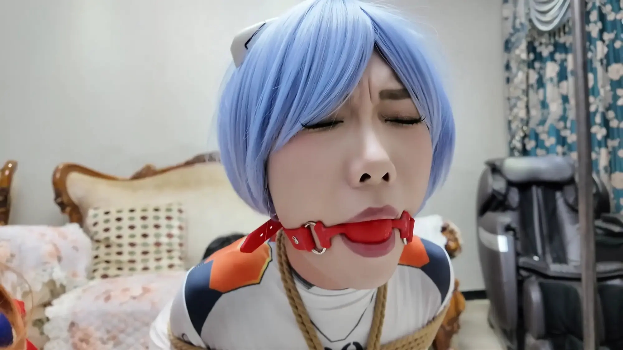 完蛋!我把美女捆绑了?——缚神挑战?落难的EVA等身手办! 完蛋!我把美女捆绑了?——缚神挑战?落难的EVA等身手办!