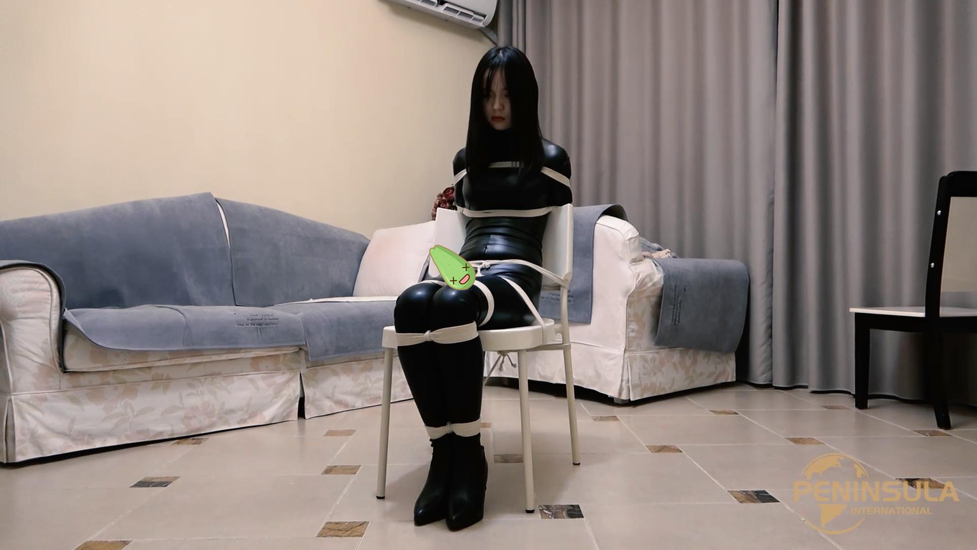 美国定拍:一身胶衣,简单粗暴 美国定拍:一身胶衣,简单粗暴